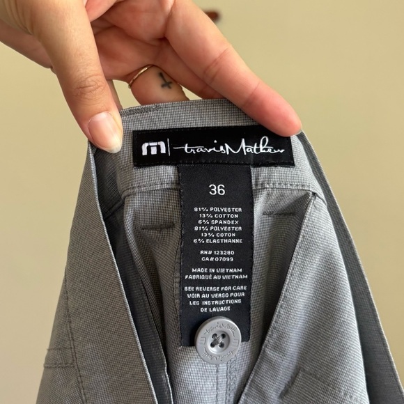 Travis Matthew grey shorts - Picture 3 of 3